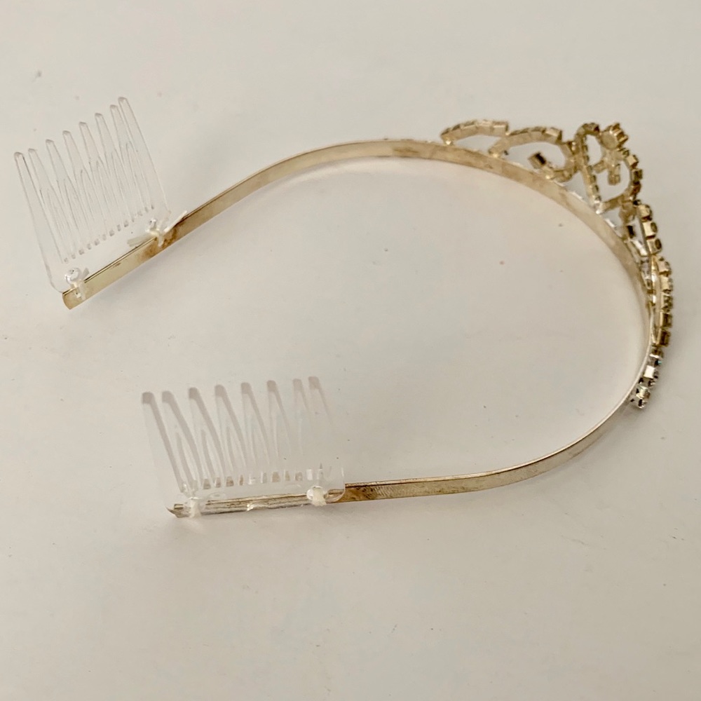 Tiara - Picture 4 of 6